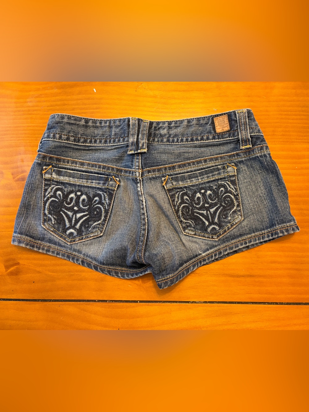 GUESS Denim Low-Rise Jean Shorts in Blue Wash - Picture 2 of 2